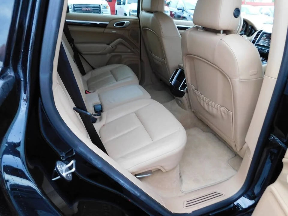 2013 Porsche 958 Cayenne - Image 16 of 20