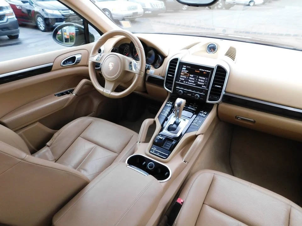 2013 Porsche 958 Cayenne - Image 17 of 20