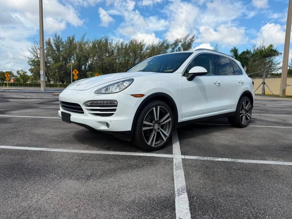 2013 Porsche 958 Cayenne - Image 15 of 15