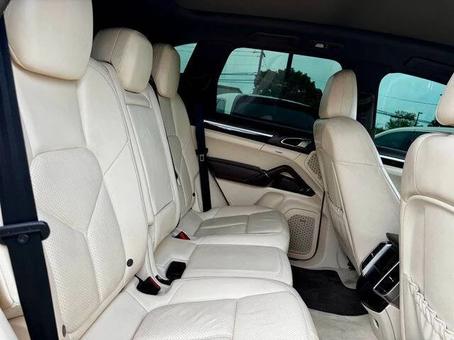 2013 Porsche 958 Cayenne - Image 18 of 20