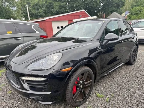 2013 Porsche Cayenne GTS