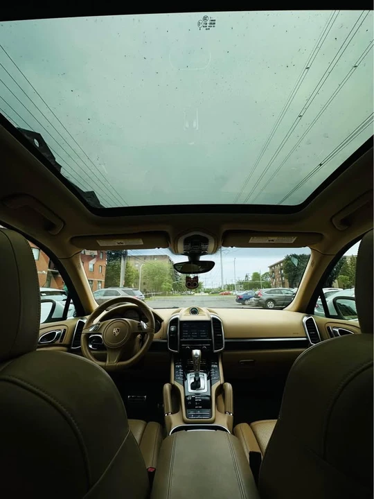 2013 Porsche 958 Cayenne - Image 12 of 20
