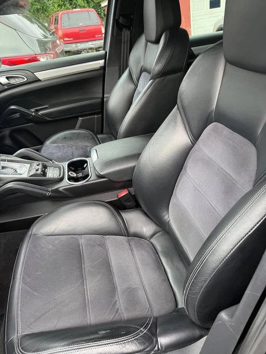 2013 Porsche 958 Cayenne - Image 6 of 11