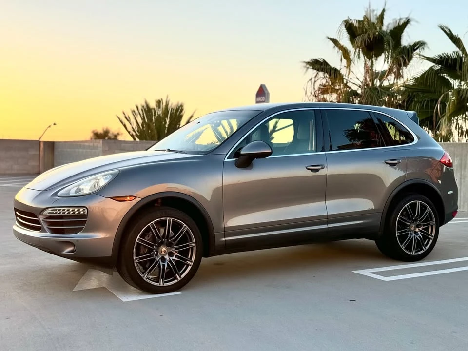 2013 Porsche 958 Cayenne - Image 5 of 20