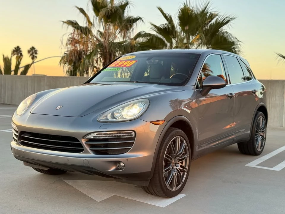 2013 Porsche 958 Cayenne - Image 3 of 20