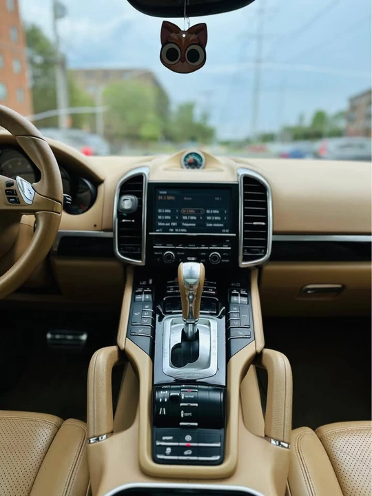 2013 Porsche 958 Cayenne - Image 13 of 20