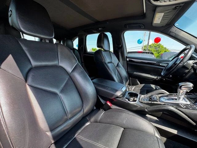 2013 Porsche 958 Cayenne - Image 18 of 20