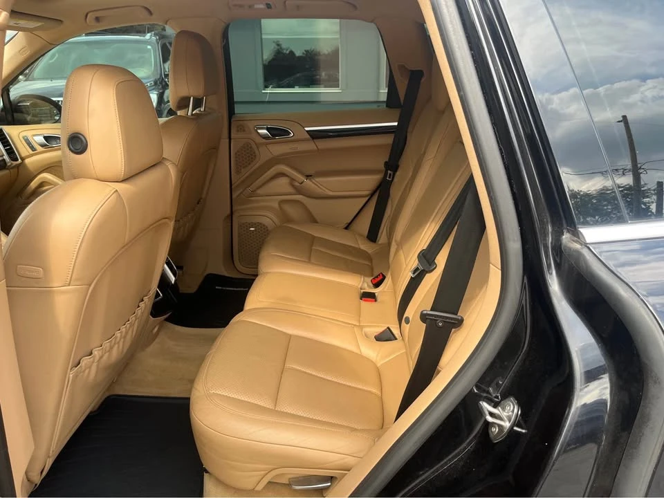 2013 Porsche 958 Cayenne - Image 6 of 8