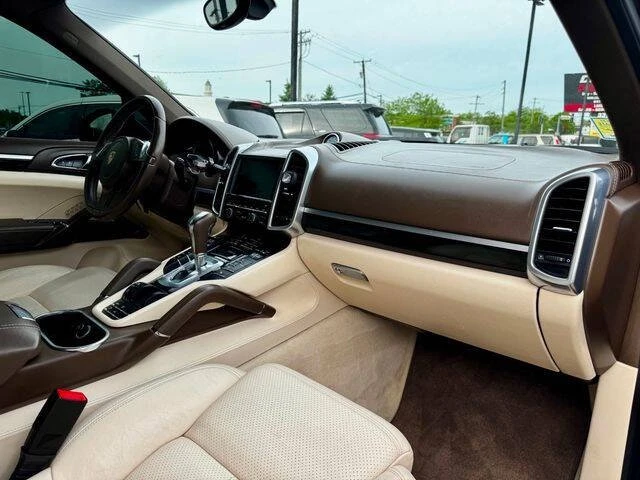 2013 Porsche 958 Cayenne - Image 19 of 20