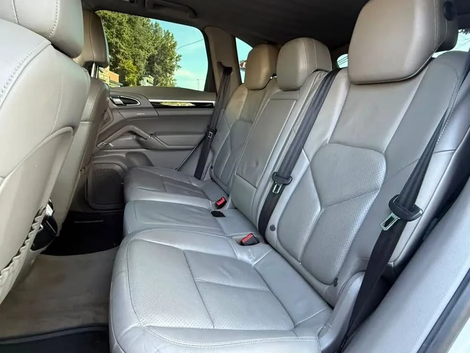 2013 Porsche 958 Cayenne - Image 8 of 20