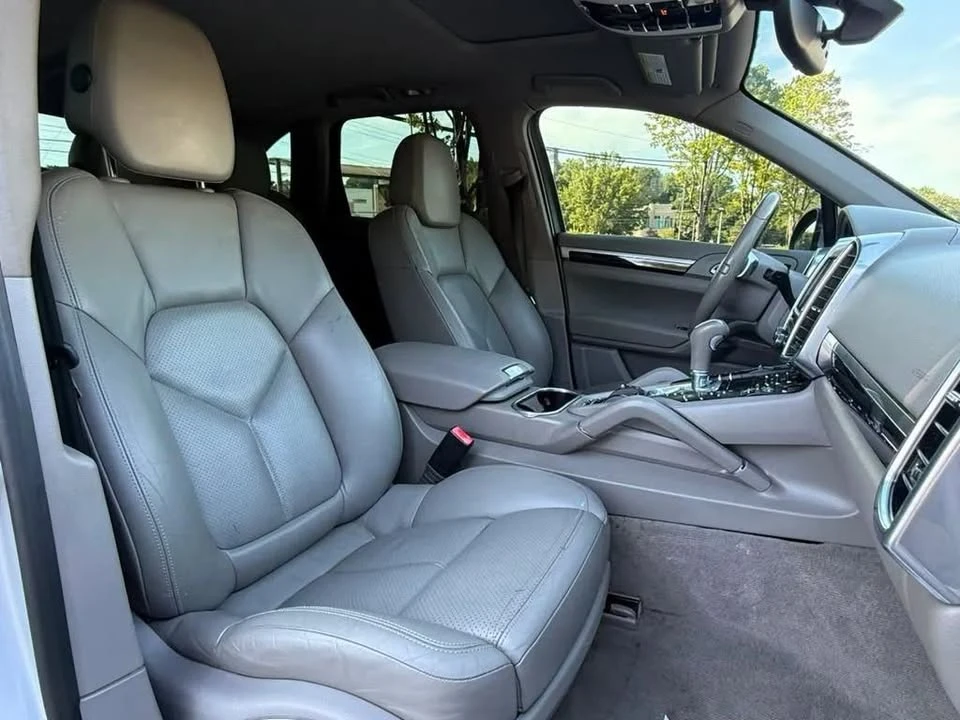 2013 Porsche 958 Cayenne - Image 7 of 20