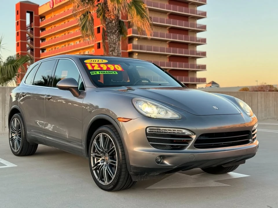 2013 Porsche 958 Cayenne - Image 17 of 20