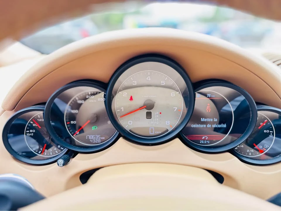 2013 Porsche 958 Cayenne - Image 18 of 20