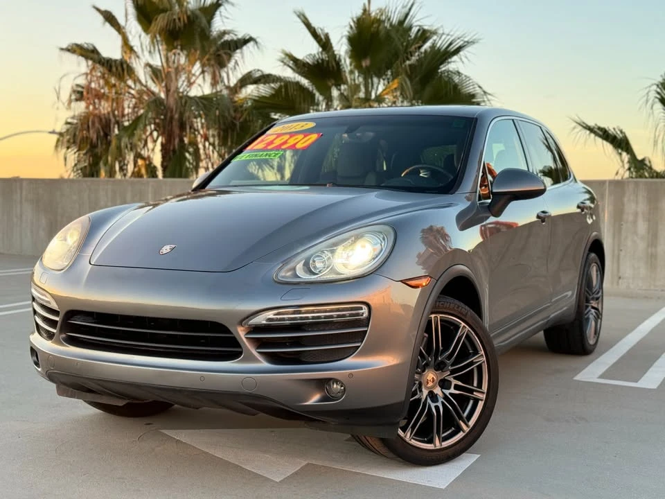 2013 Porsche 958 Cayenne - Image 2 of 20