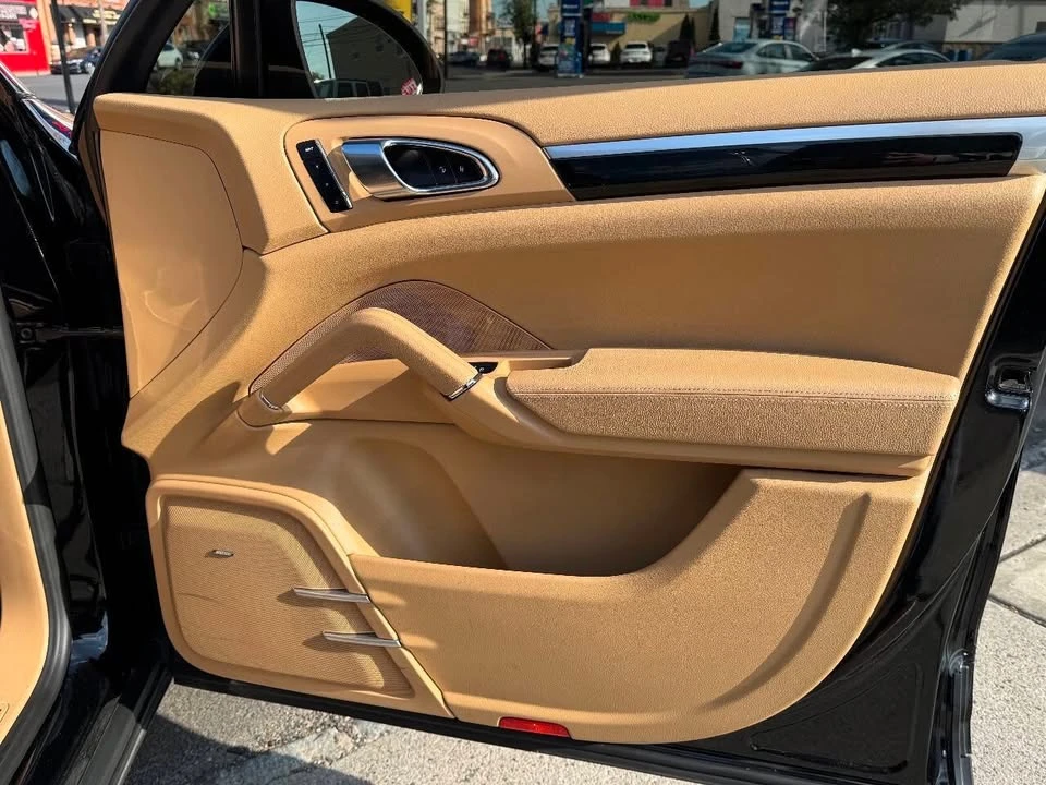 2013 Porsche 958 Cayenne - Image 18 of 20