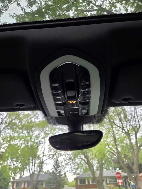 2013 Porsche 958 Cayenne - Image 12 of 20