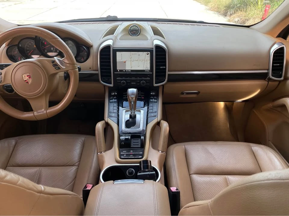 2013 Porsche 958 Cayenne - Image 7 of 10