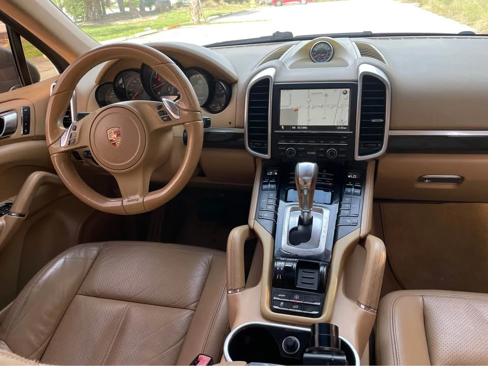 2013 Porsche 958 Cayenne - Image 8 of 10