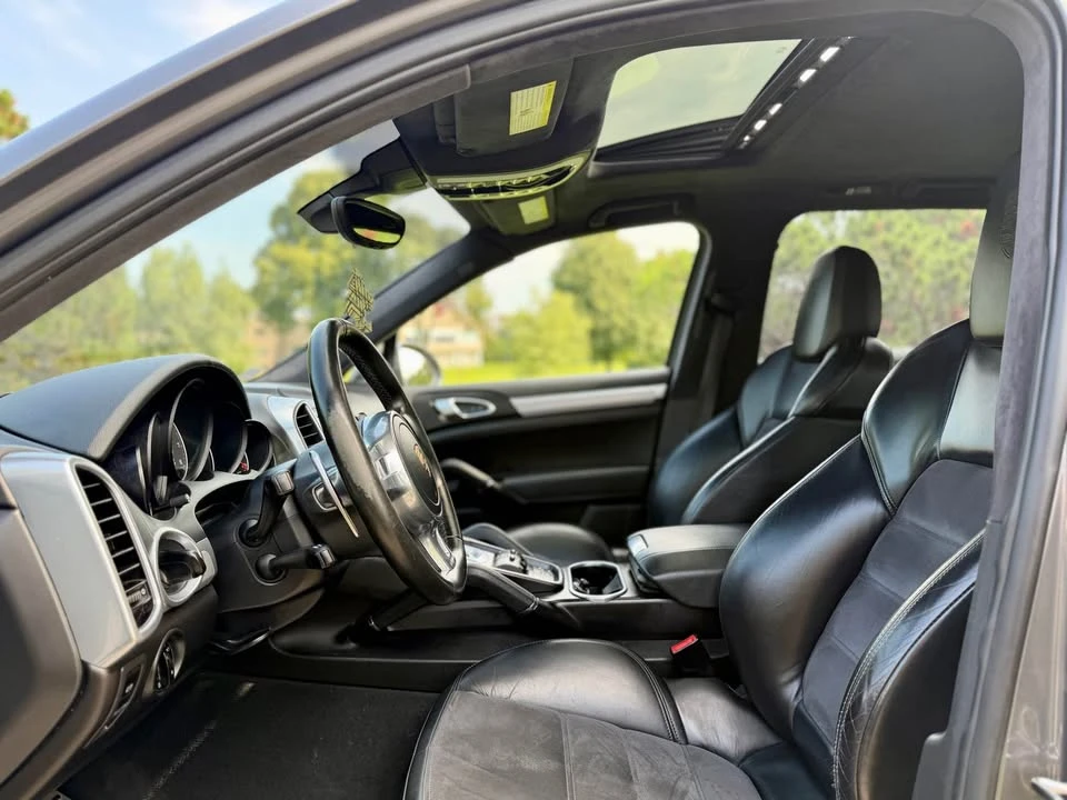 2013 Porsche 958 Cayenne - Image 11 of 20