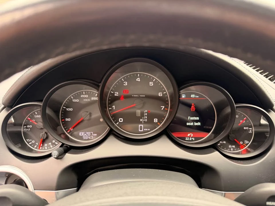 2013 Porsche 958 Cayenne - Image 12 of 17