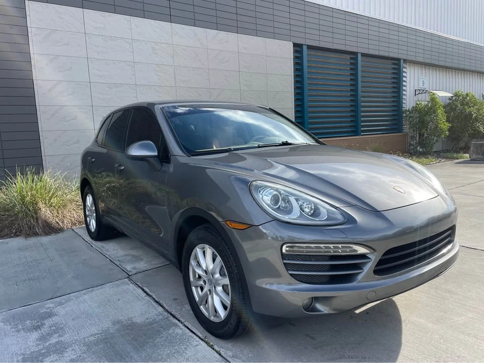 2013 Porsche 958 Cayenne - Image 6 of 10