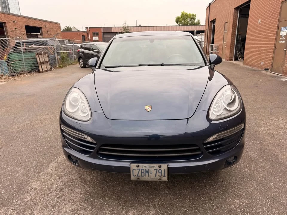 2013 Porsche 958 Cayenne - Image 2 of 17