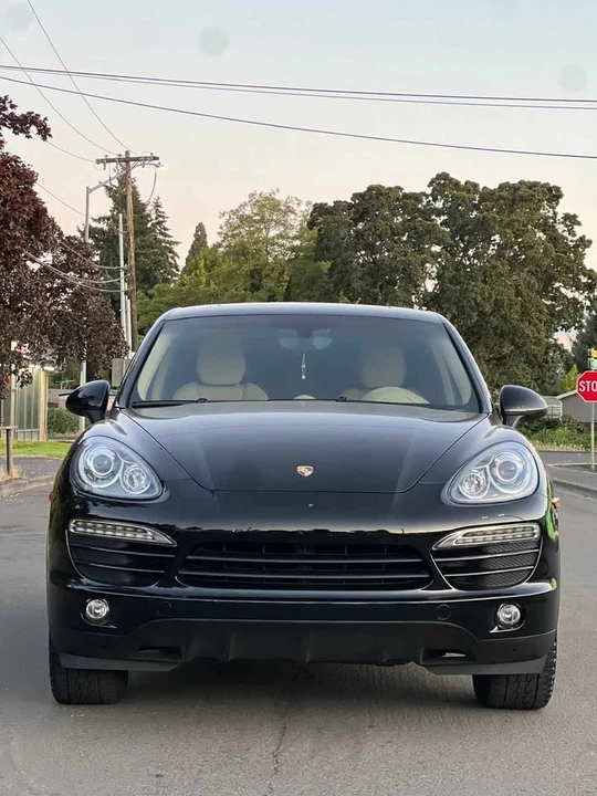 2013 Porsche 958 Cayenne - Image 2 of 19