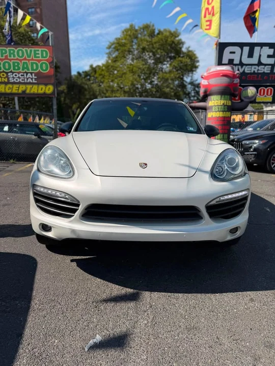 2013 Porsche 958 Cayenne - Image 2 of 14