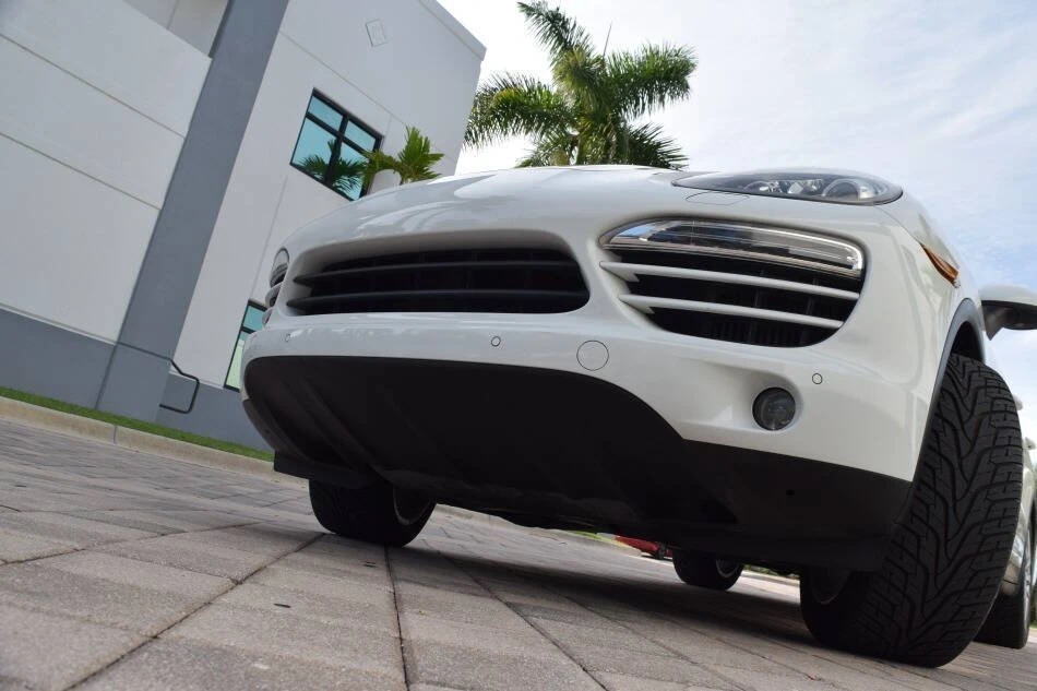 2013 Porsche 958 Cayenne - Image 13 of 20