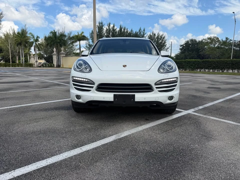 2013 Porsche 958 Cayenne - Image 7 of 10