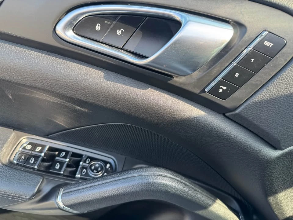 2013 Porsche 958 Cayenne - Image 15 of 20