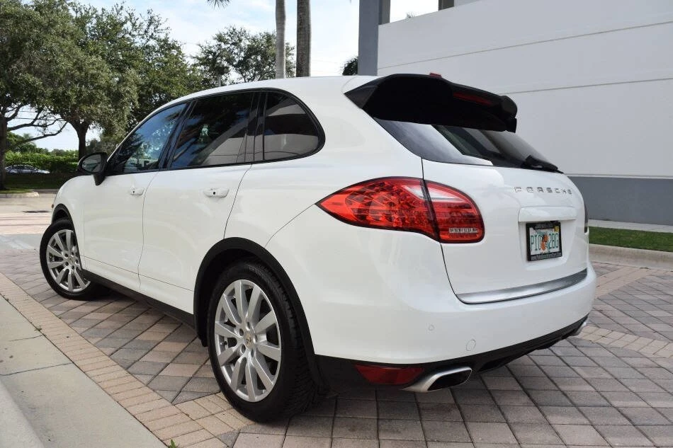 2013 Porsche 958 Cayenne - Image 6 of 20