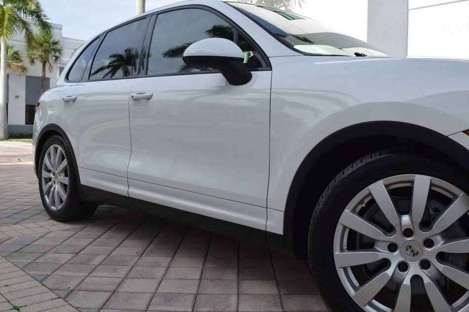 2013 Porsche 958 Cayenne - Image 17 of 20