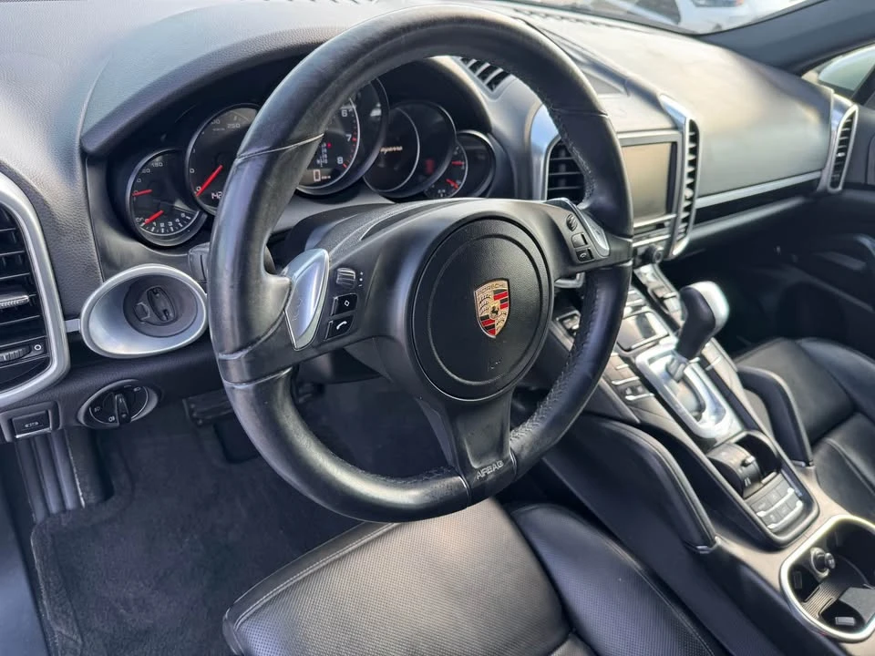 2013 Porsche 958 Cayenne - Image 9 of 20