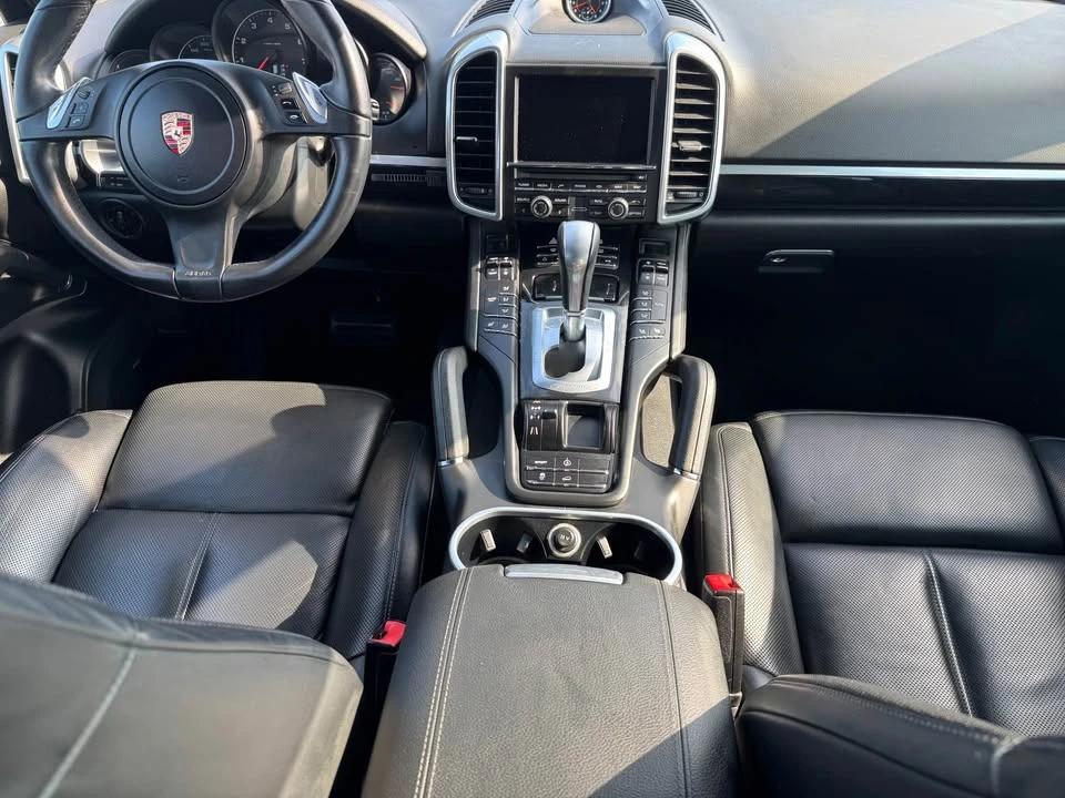 2013 Porsche 958 Cayenne - Image 14 of 20