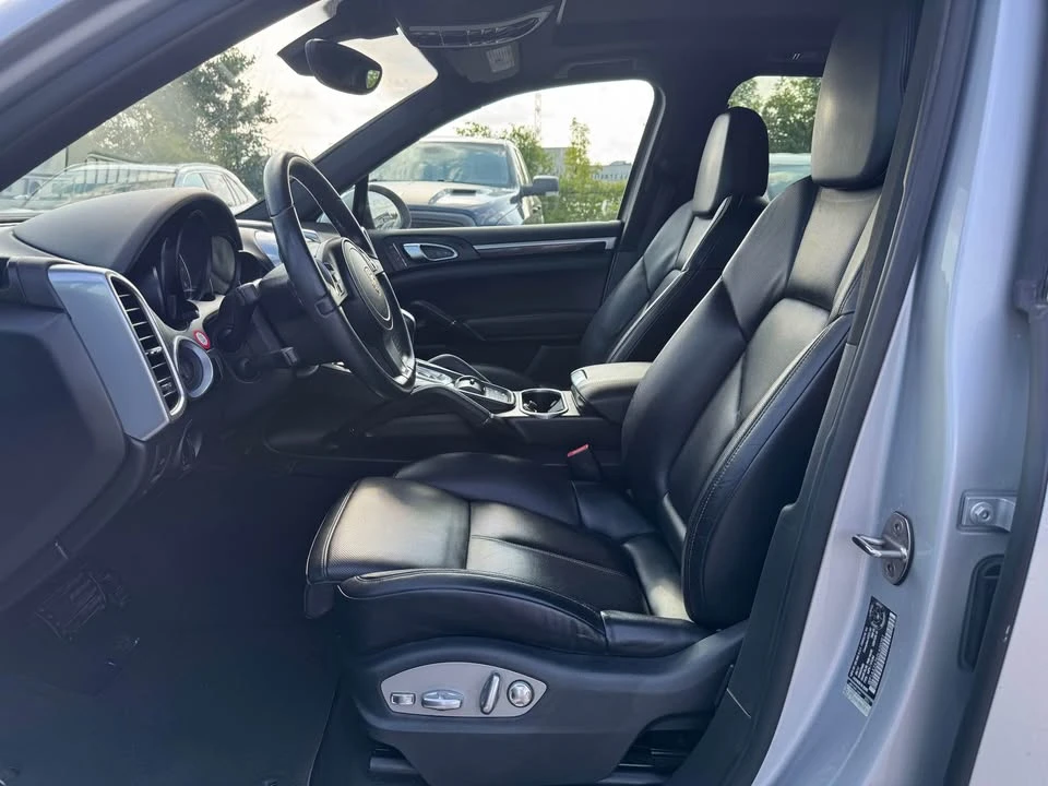 2013 Porsche 958 Cayenne - Image 10 of 20