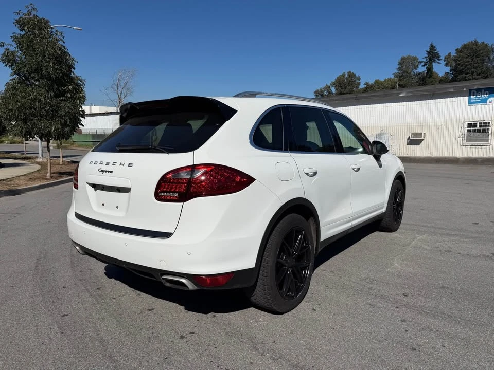 2013 Porsche 958 Cayenne - Image 8 of 20