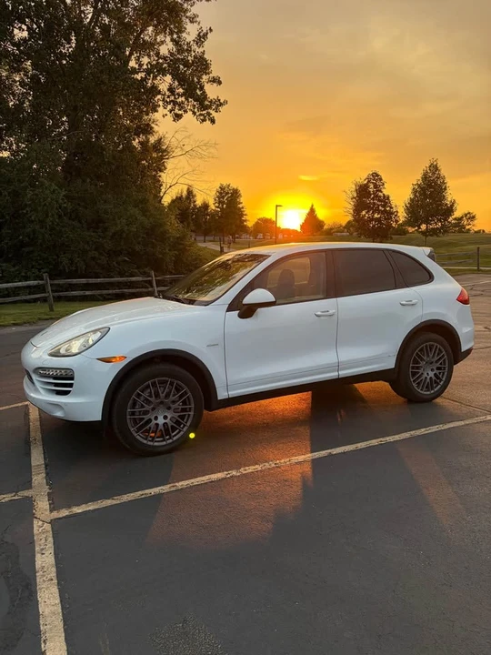 2013 Porsche 958 Cayenne - Image 6 of 10