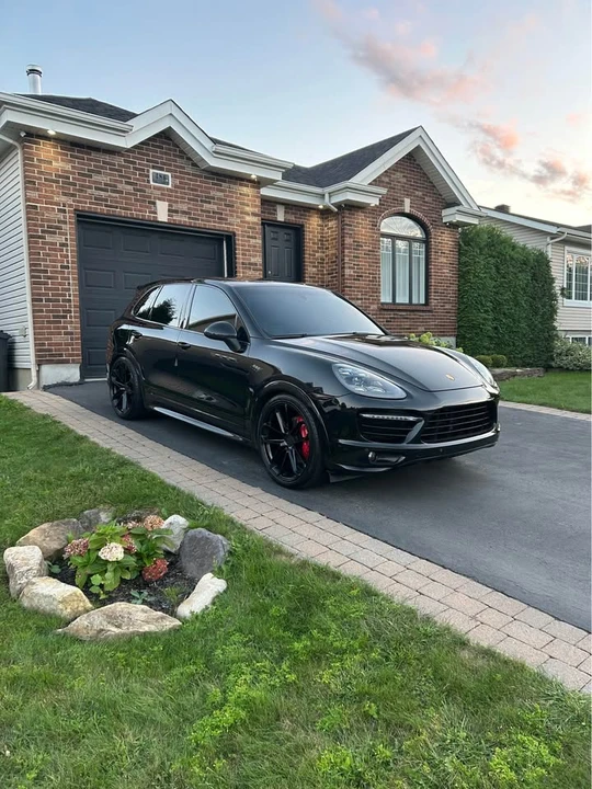 2013 Porsche 958 Cayenne - Image 2 of 6