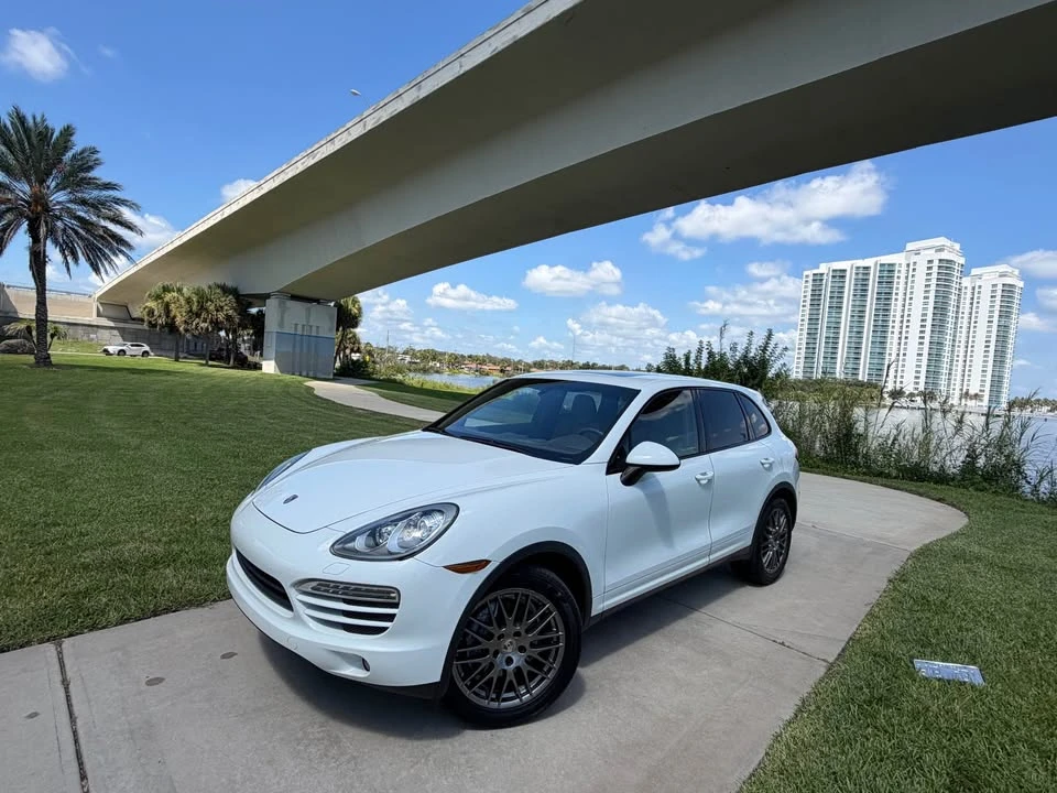 2013 Porsche 958 Cayenne - Image 3 of 20