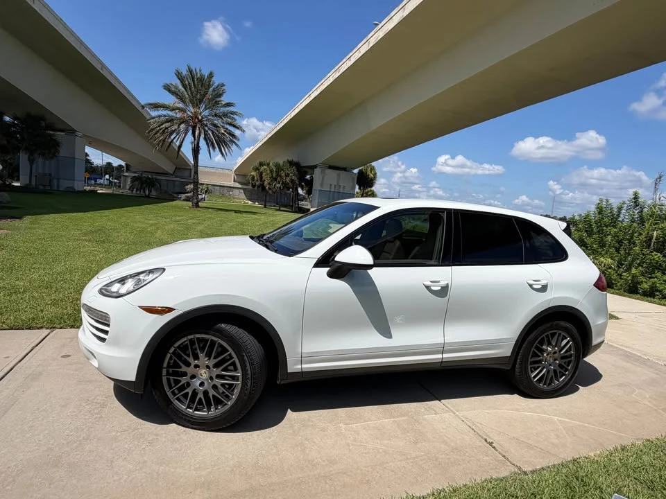 2013 Porsche 958 Cayenne - Image 4 of 20