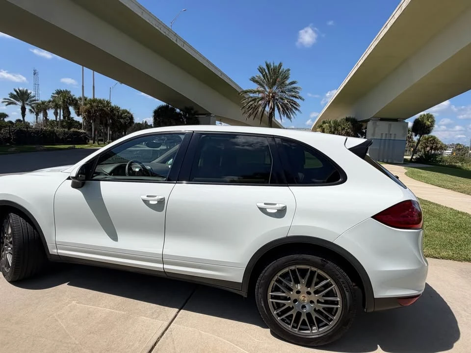 2013 Porsche 958 Cayenne - Image 6 of 20