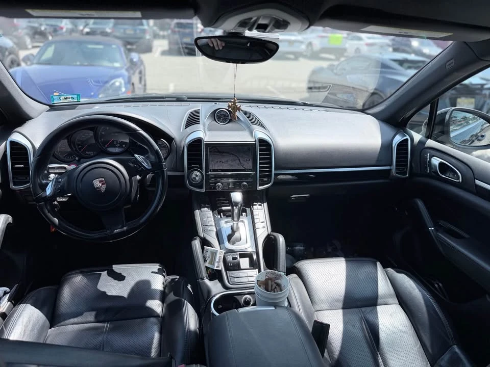2013 Porsche 958 Cayenne - Image 5 of 5
