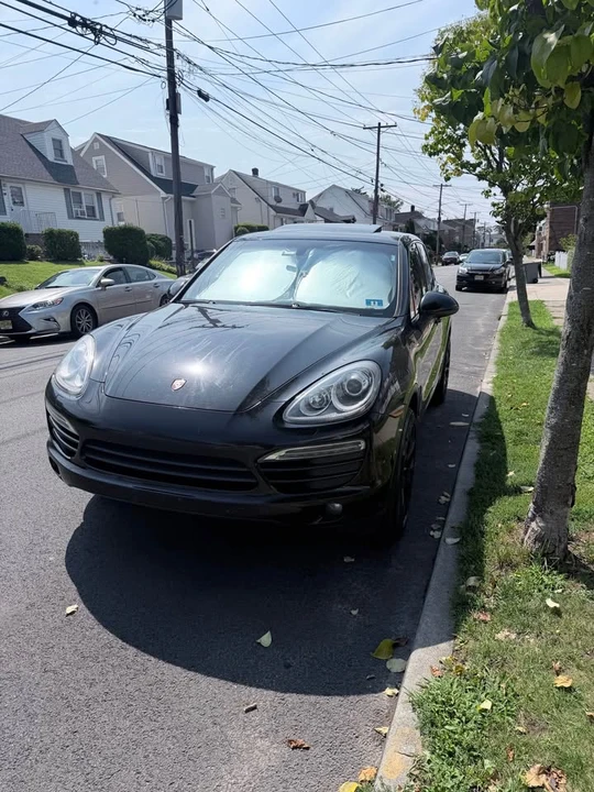 2013 Porsche 958 Cayenne - Image 3 of 5