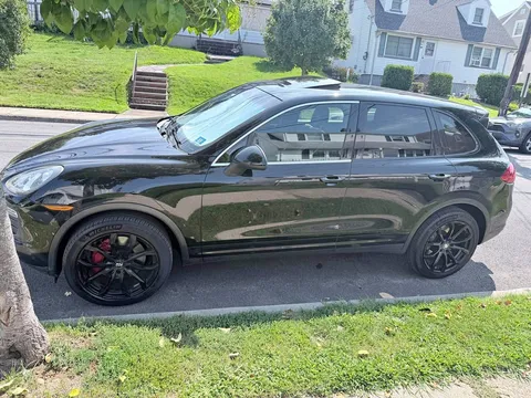 2013 Porsche Cayenne Platinum Edition Sport Utility 4D