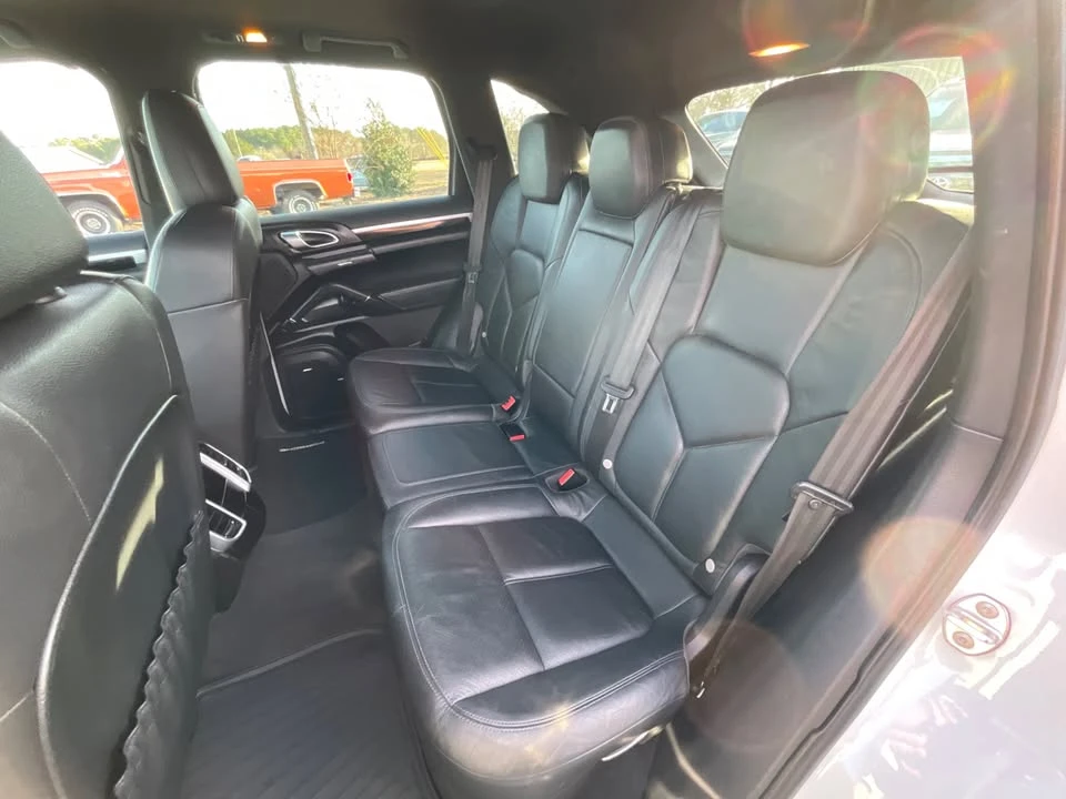 2013 Porsche 958 Cayenne - Image 14 of 20