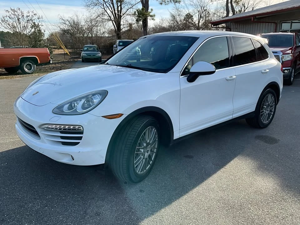 2013 Porsche 958 Cayenne - Image 8 of 20