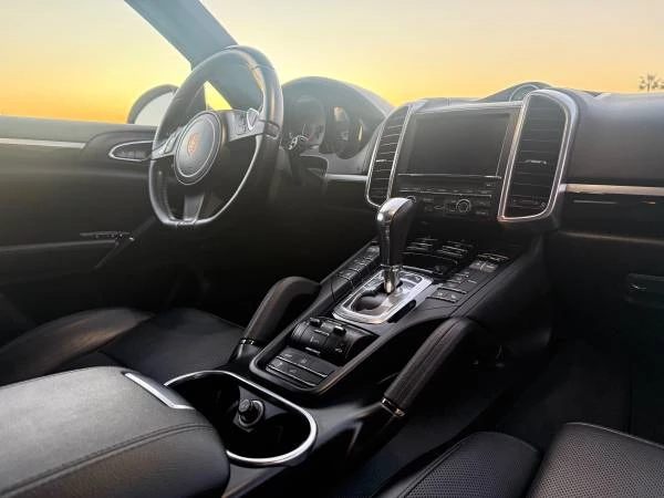 2013 Porsche 958 Cayenne S - Image 11 of 21