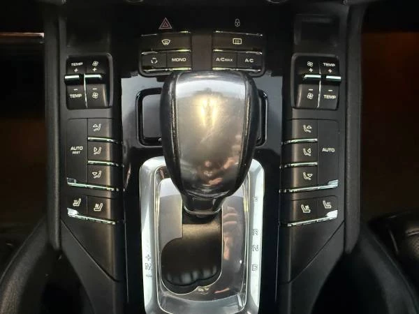 2013 Porsche 958 Cayenne S - Image 15 of 21