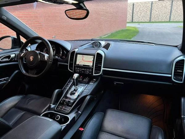 2013 Porsche 958 Cayenne S - Image 7 of 7